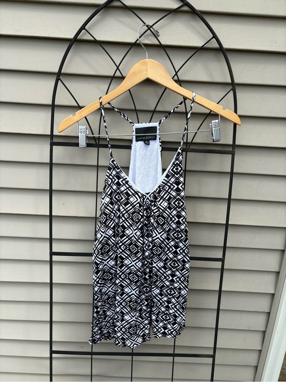 Cynthia Rowley Contemporary Black & White Geometric Strappy Tank M
